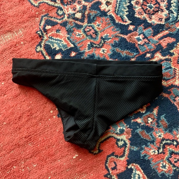 Frankie’s bikinis ribbed Stevie bottom WORN ONCE - Picture 5 of 6